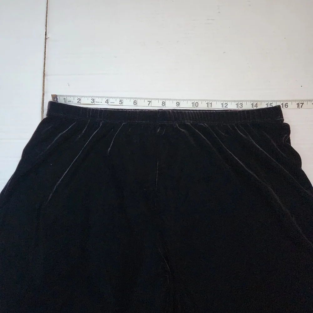 Chico's SZ 3/16S Black Velvet Stretch Knit Wide Leg Elastic Waist Pull On Pants - Picture 8 of 11